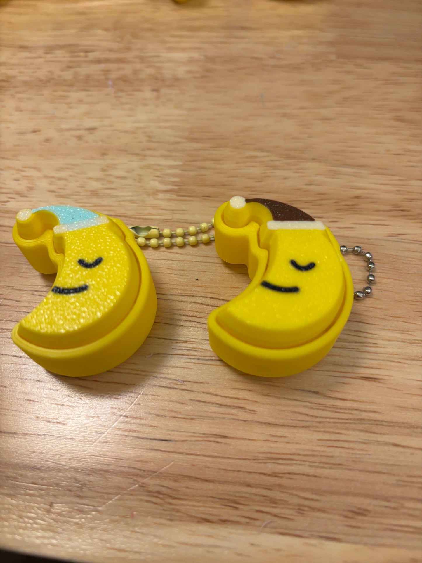 Moon fidget clicker, Moon clicker, Smile on Moon fidget clicker keychain