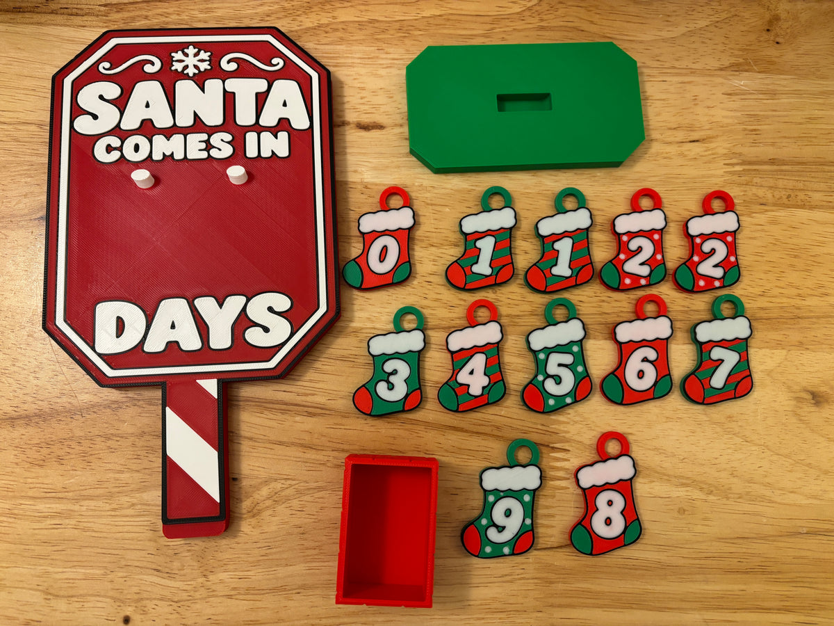 9" Santa Count Down Sign, Countdown stand, Santa comes in x days sign with Stockings, Chistmas countdown