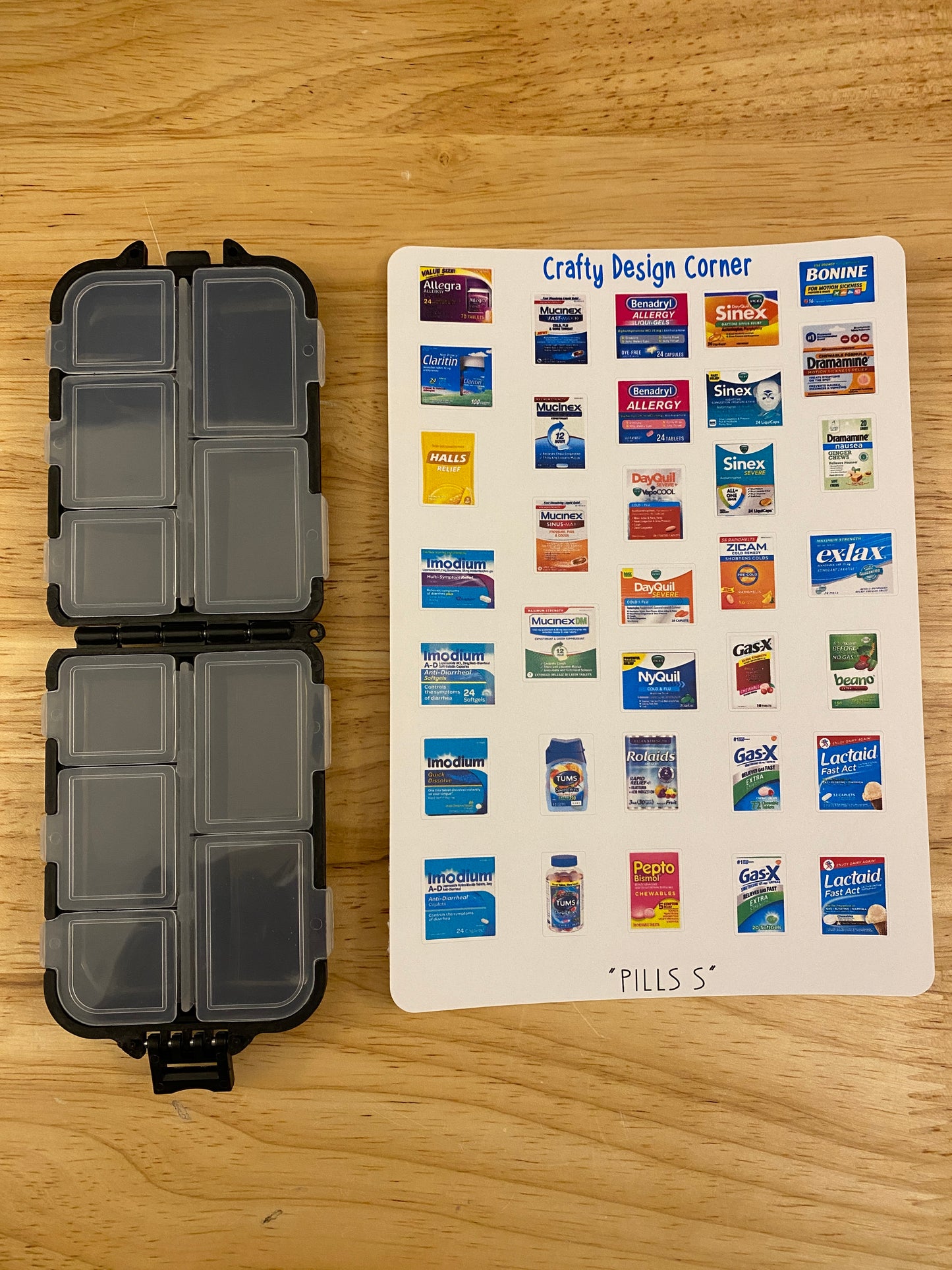 Pill Box with Labels Kit, Pill container with sticker labels to apply, Labels with container for medication, Kit for Pills, Pills travel kit