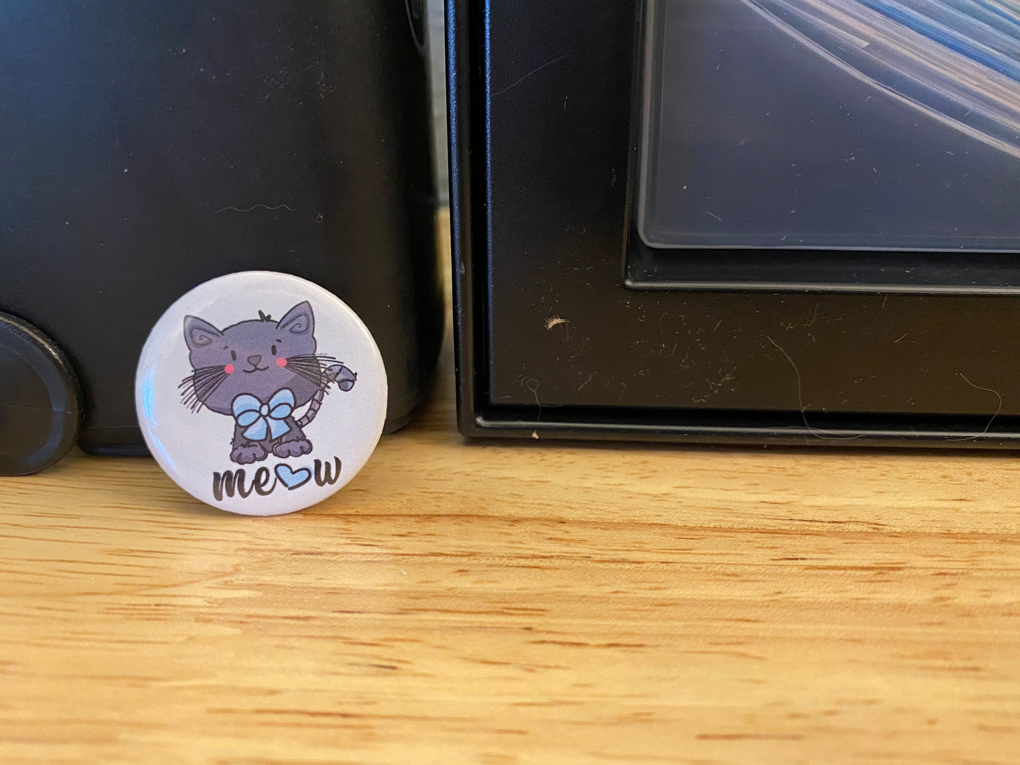 1.25" Button Pin Meow Grey Kitten