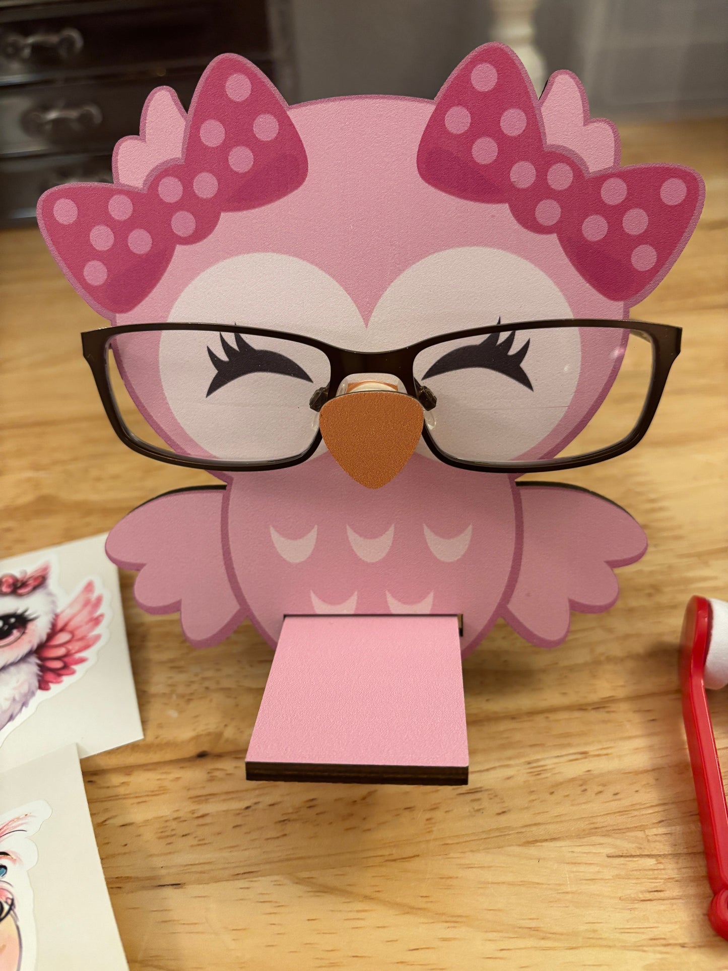 Pink Owl Stand Bundle comes with Glasses Cleaner and 3 Cute Stickers