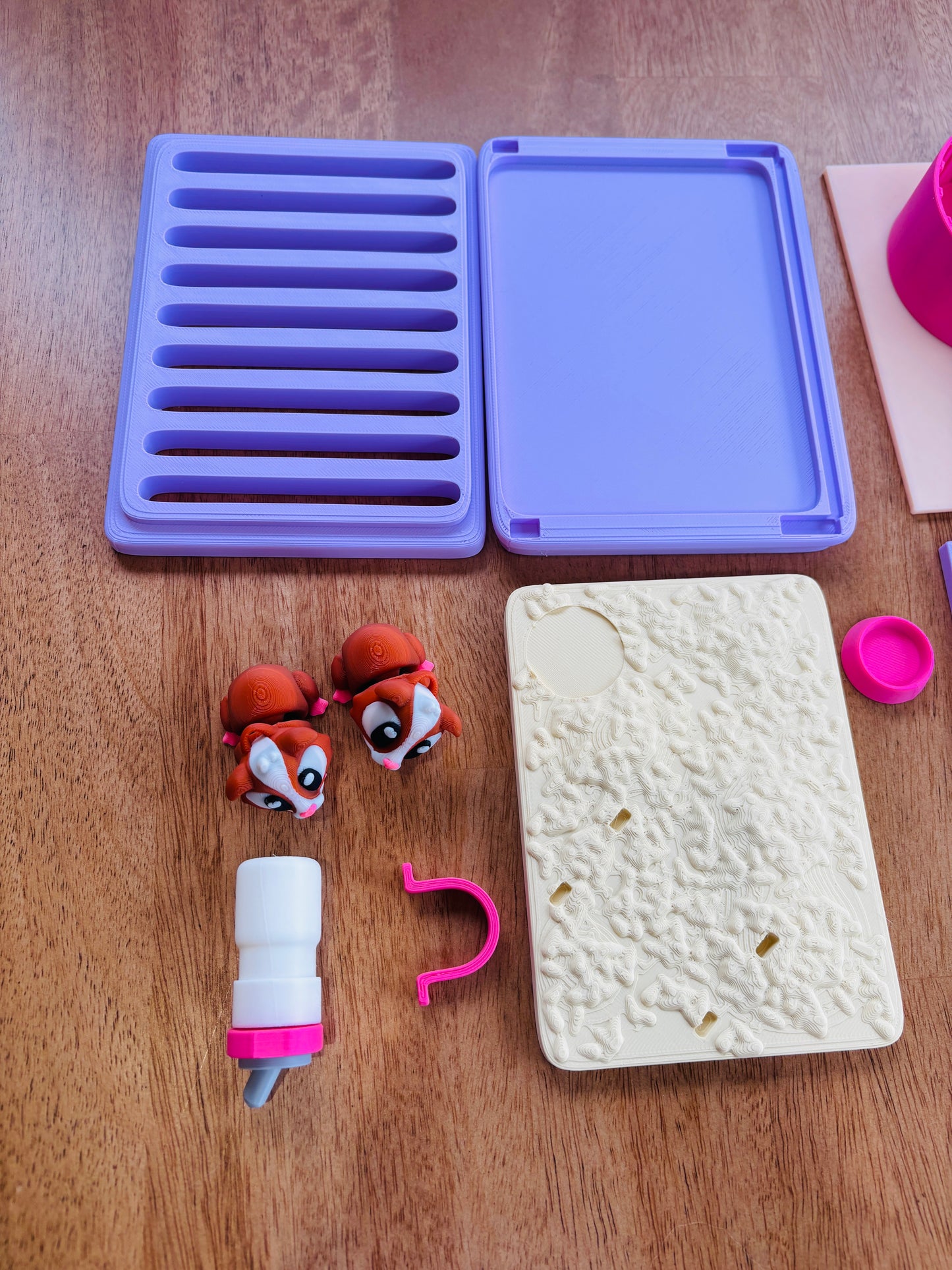 3D Printed Guinea Pig cage with Guinea pigs, 3D printed tiny cage with cute guinea pigs