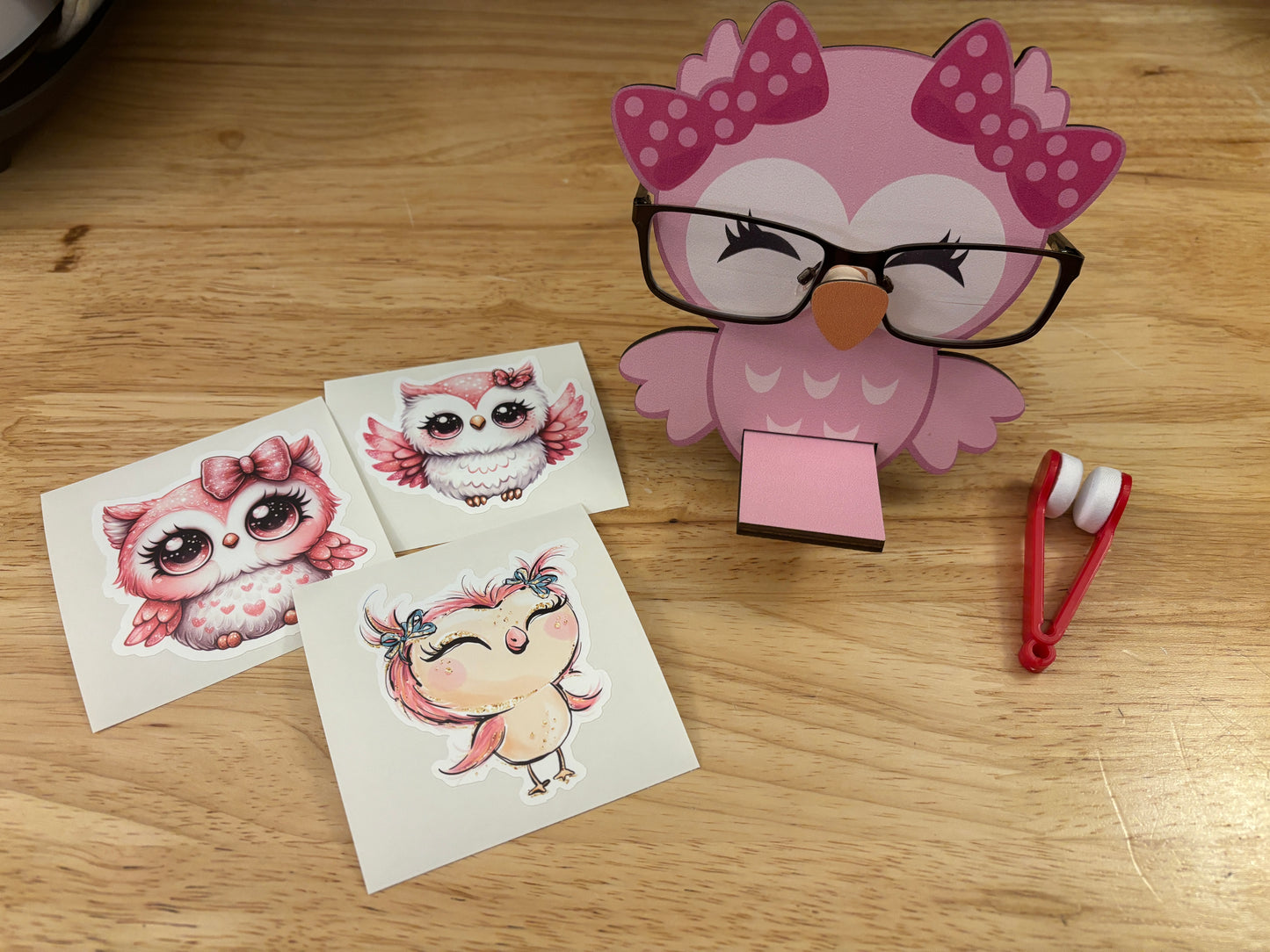 Pink Owl Stand Bundle comes with Glasses Cleaner and 3 Cute Stickers