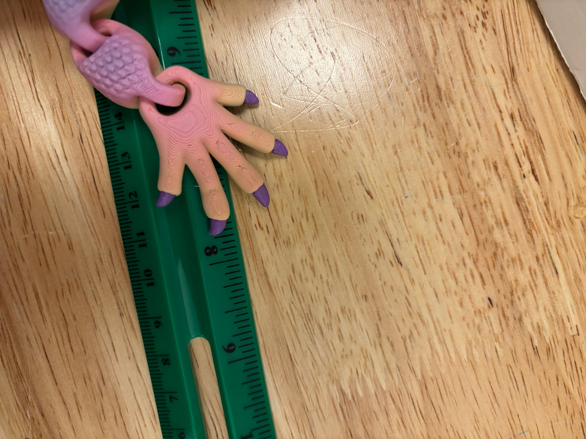 Flexi Iguana, 3D printed Iguana, Rainbow iguana, Moveable iguana