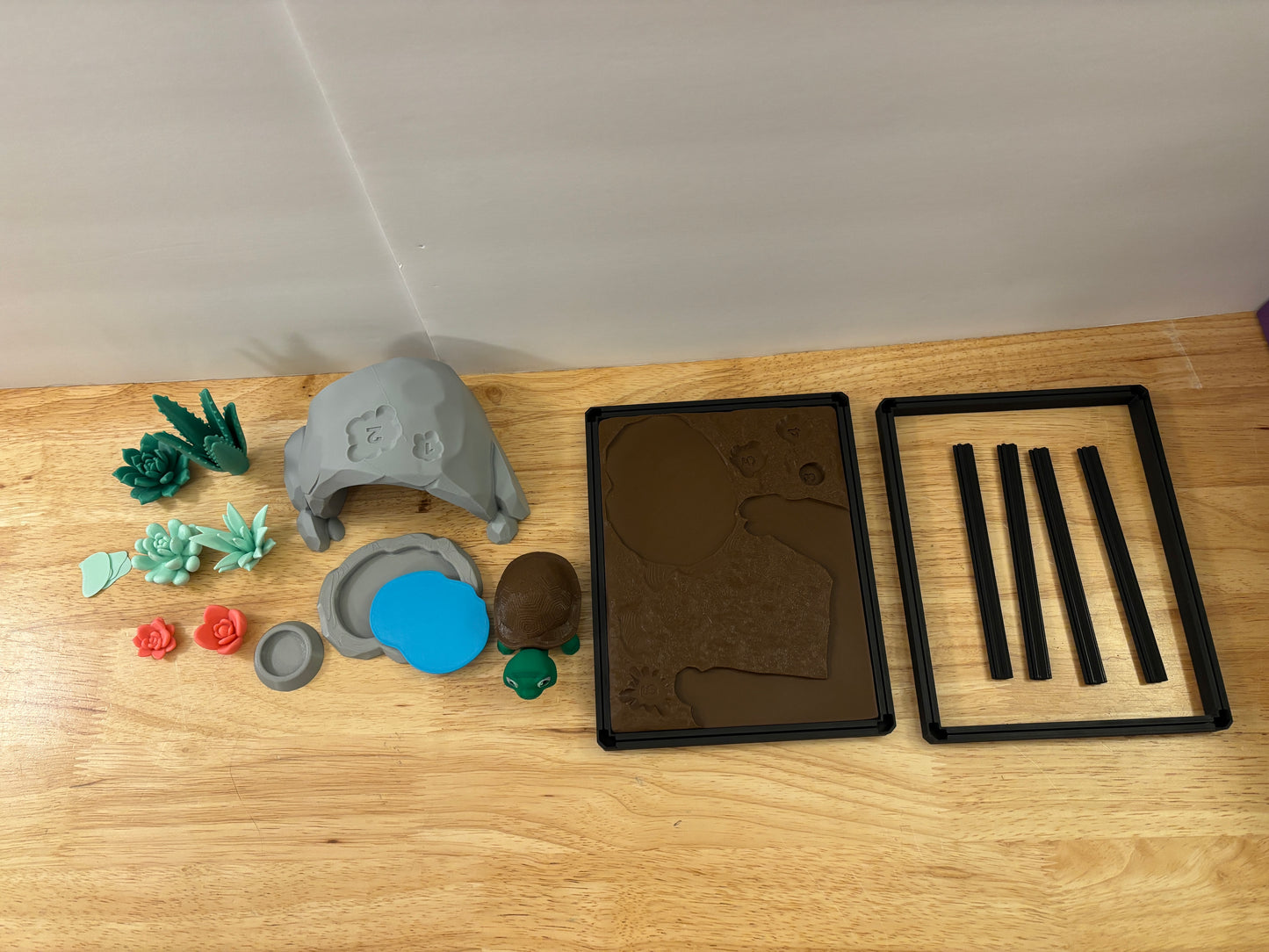 DIY Greek Tortoise terrarium, 3D printed tiny terrarium with tortie