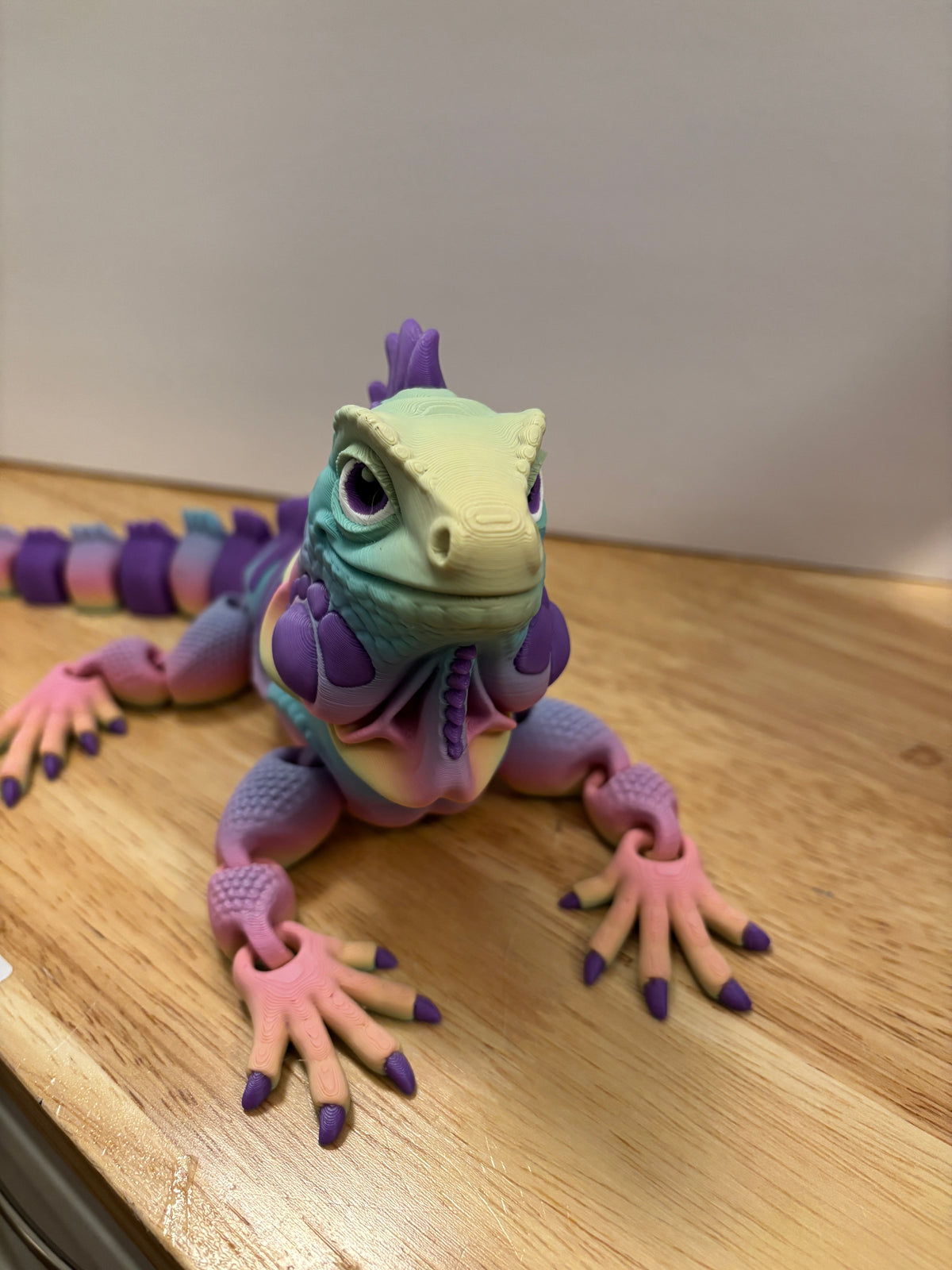 Flexi Iguana, 3D printed Iguana, Rainbow iguana, Moveable iguana