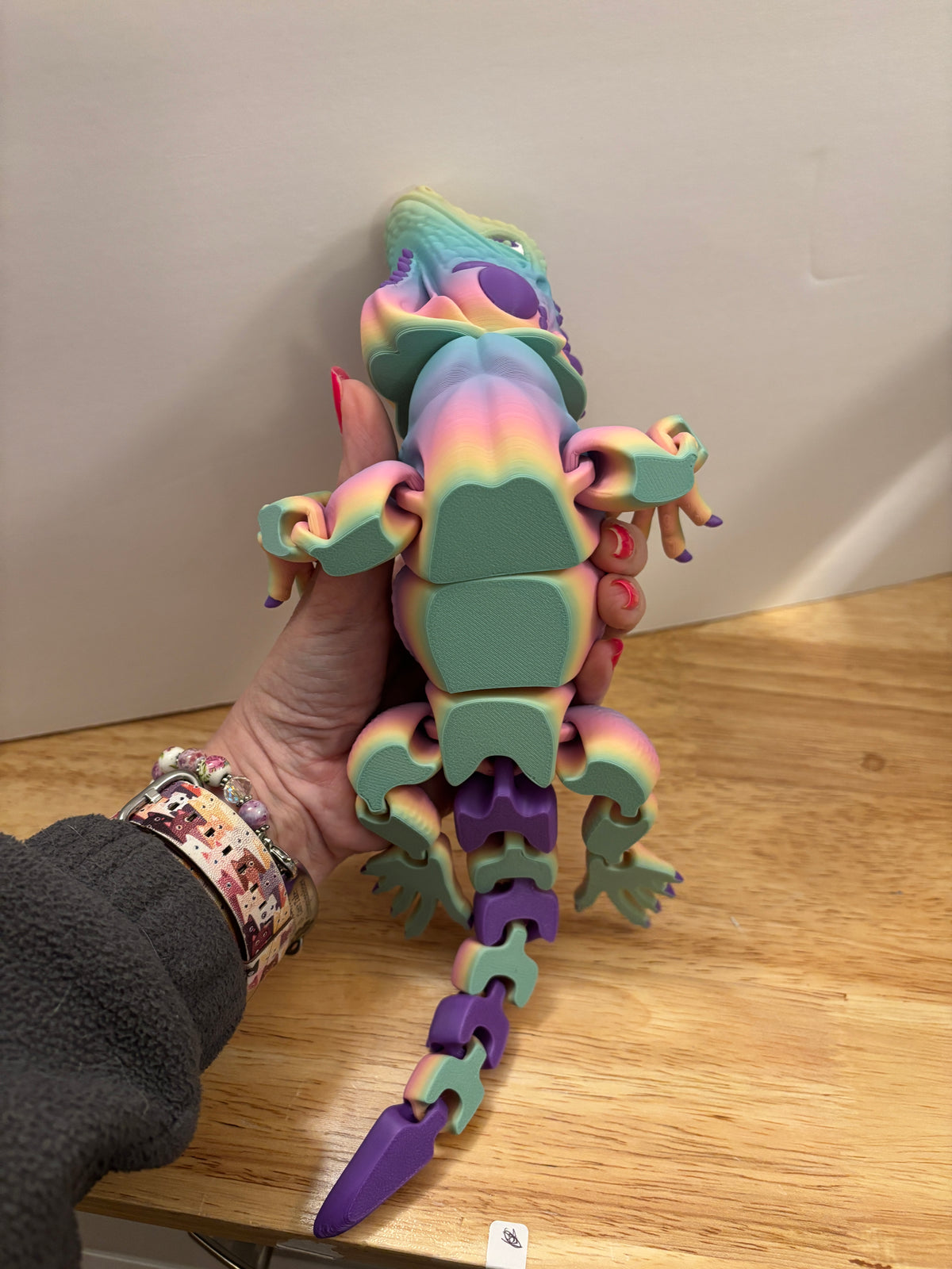 Flexi Iguana, 3D printed Iguana, Rainbow iguana, Moveable iguana