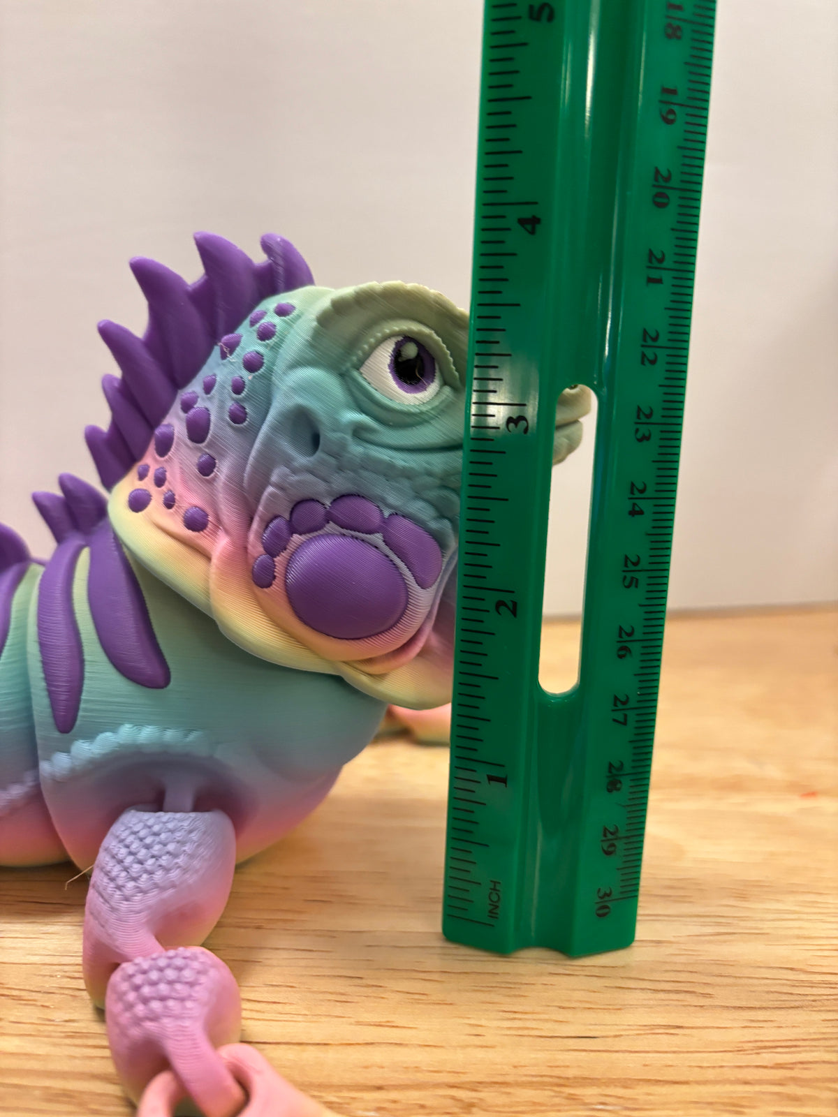 Flexi Iguana, 3D printed Iguana, Rainbow iguana, Moveable iguana