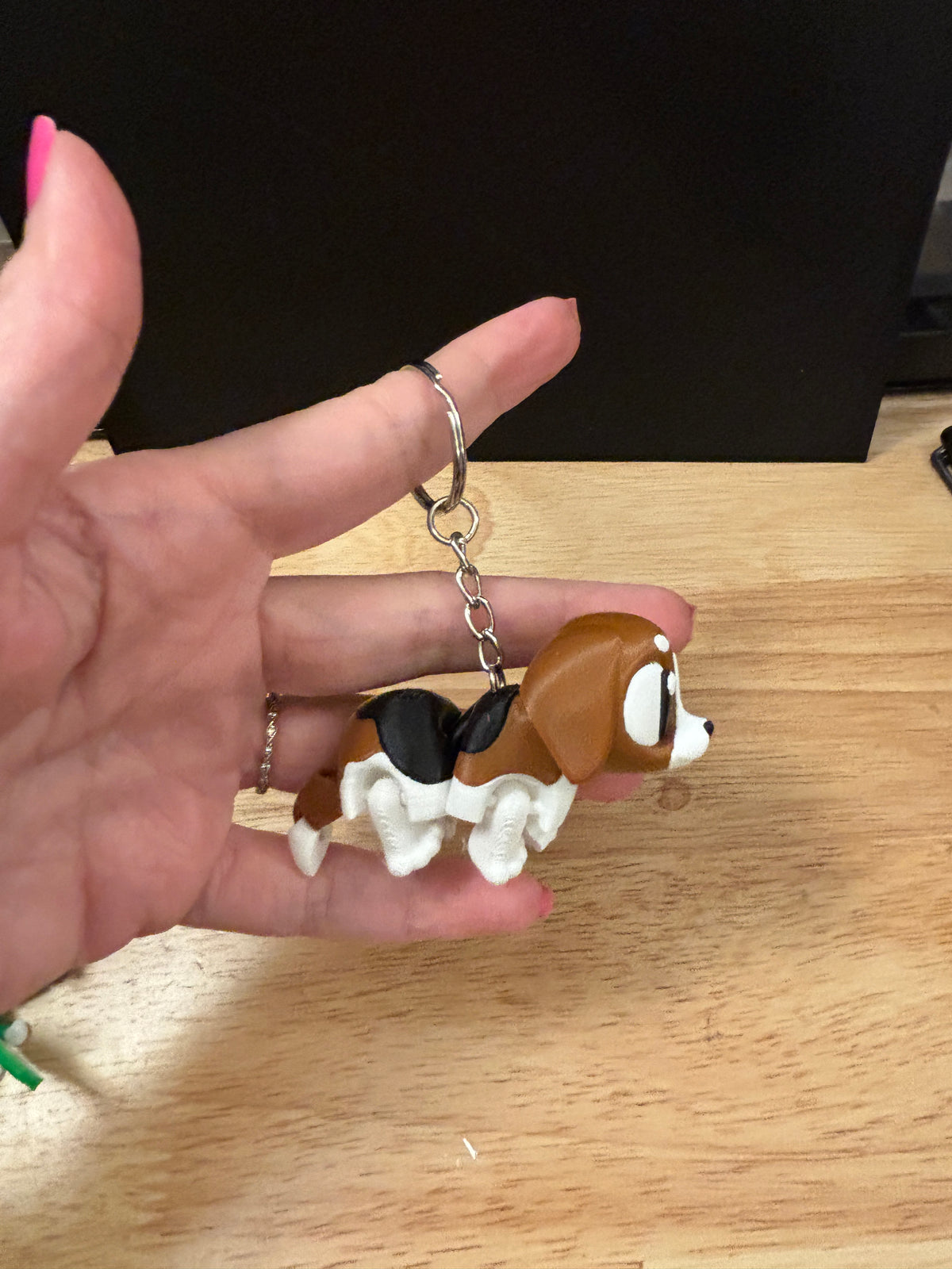 Beagle keychain, Big Eye Beagle Keychain, 3d printed keychain Dog, Cute Keychain, Flexi Beagle