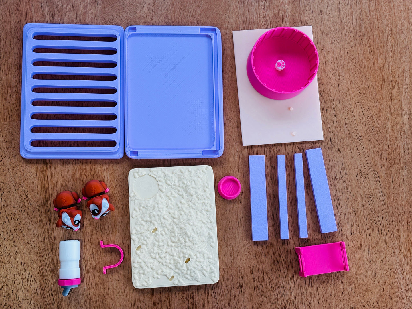 3D Printed Guinea Pig cage with Guinea pigs, 3D printed tiny cage with cute guinea pigs