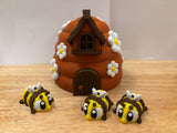 Brown Bee Hive with 3 bees, interchangeable into keychains, 3D printed bee hive, Honey Bees with Hive