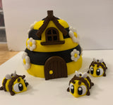 Bee Hive with 3 bees, interchangeable into keychains, 3D printed bee hive, Honey Bees with Hive