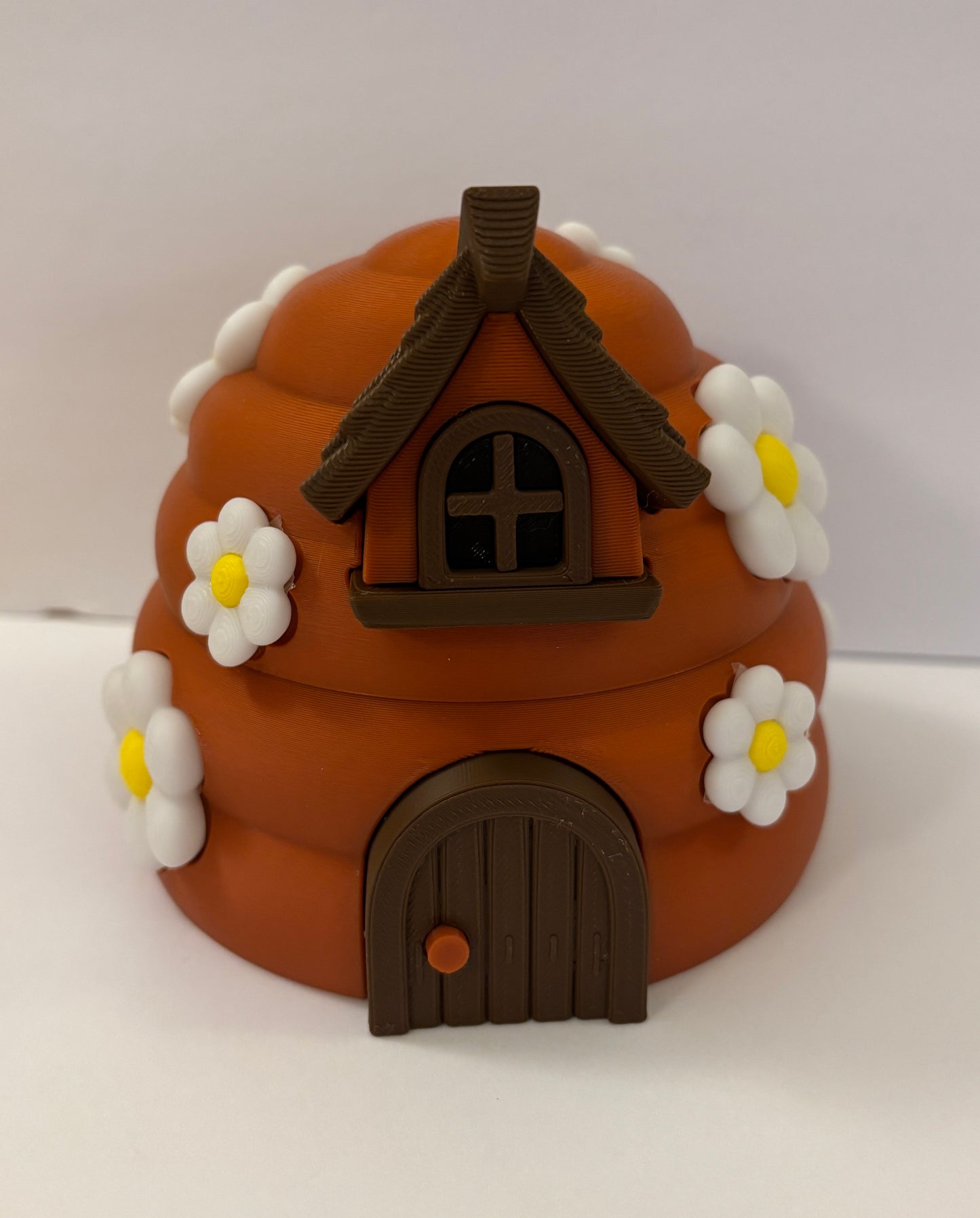 Brown Bee Hive with 3 bees, interchangeable into keychains, 3D printed bee hive, Honey Bees with Hive