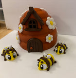 Brown Bee Hive with 3 bees, interchangeable into keychains, 3D printed bee hive, Honey Bees with Hive