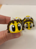 Brown Bee Hive with 3 bees, interchangeable into keychains, 3D printed bee hive, Honey Bees with Hive