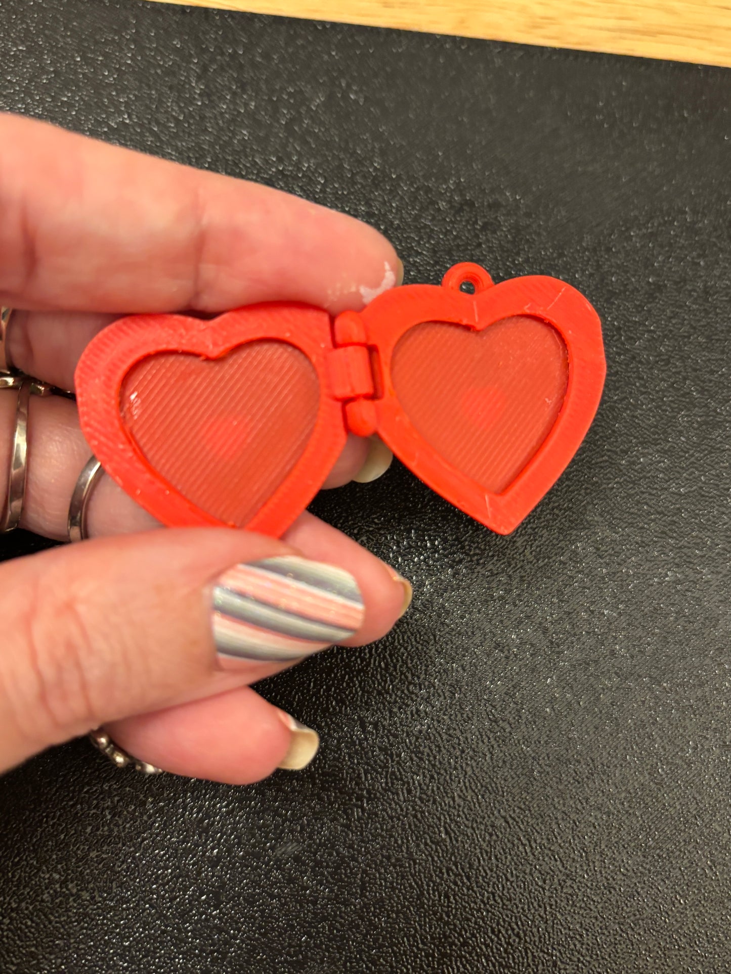 3D Printed Photo Heart Locket Key Chain with stencil, Heart Locket with Photo area and stencil