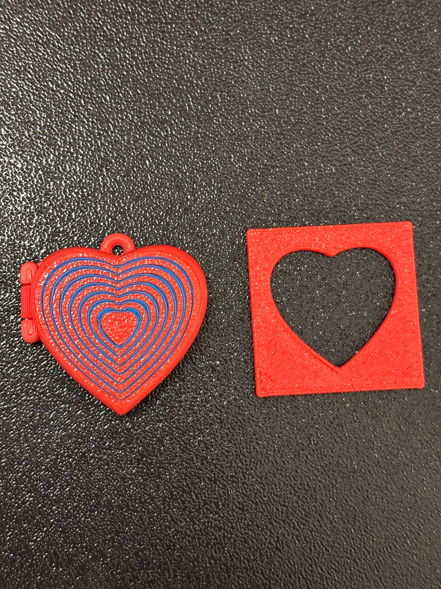 3D Printed Photo Heart Locket Key Chain with stencil, Heart Locket with Photo area and stencil