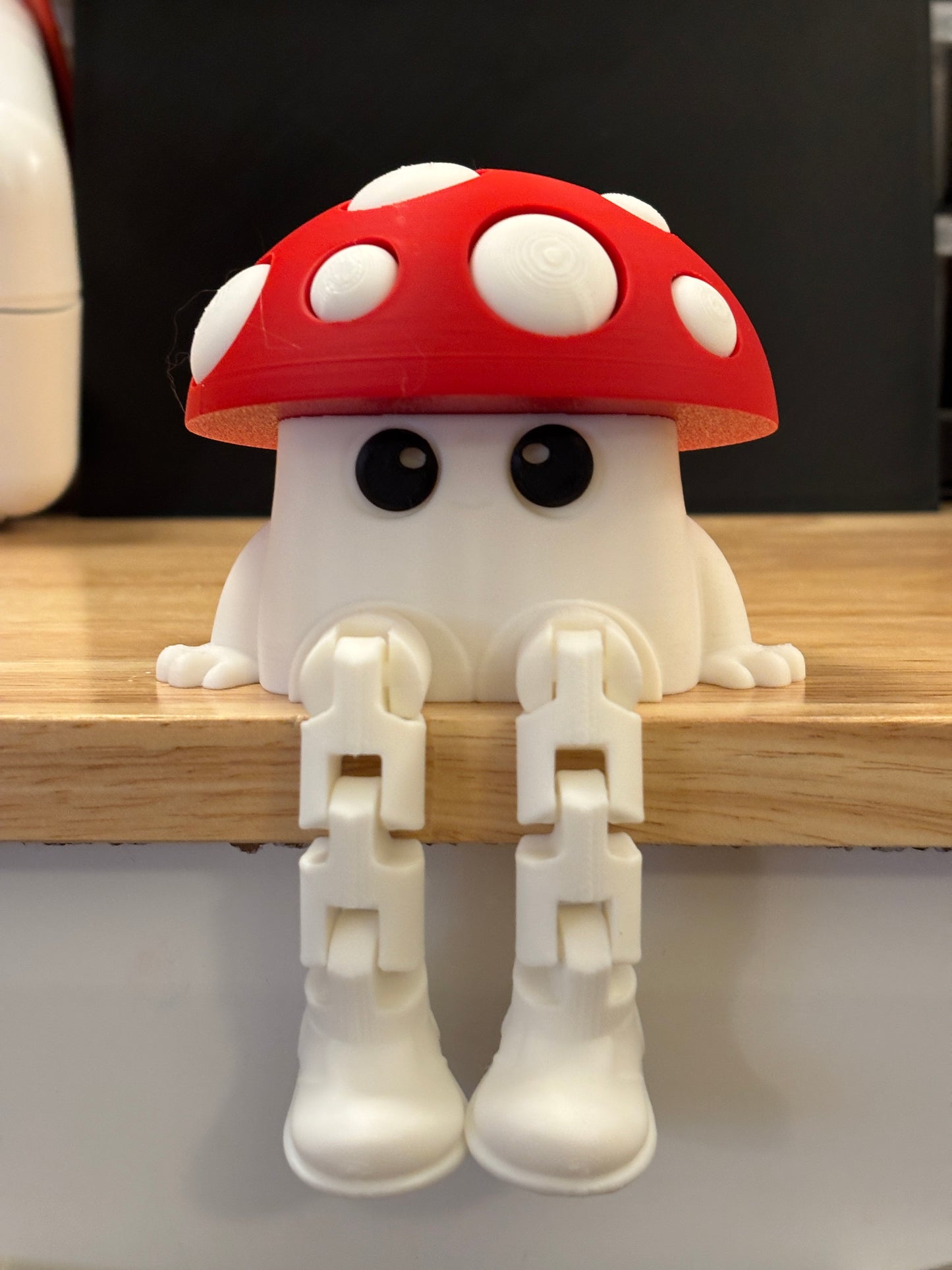 Sitting Mushroom with legs, 3D printed Mushroom with legs