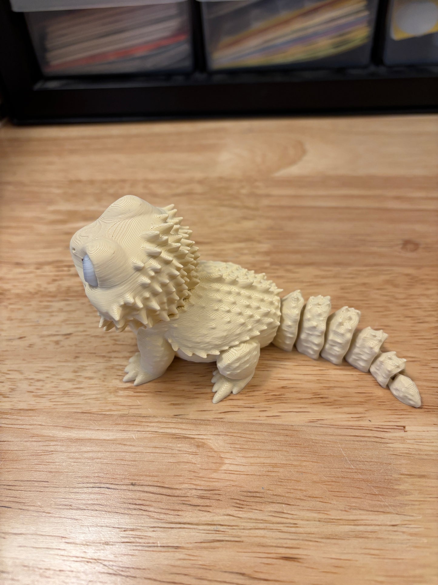Bearded Dragon Lizard with flexi legs and tail
