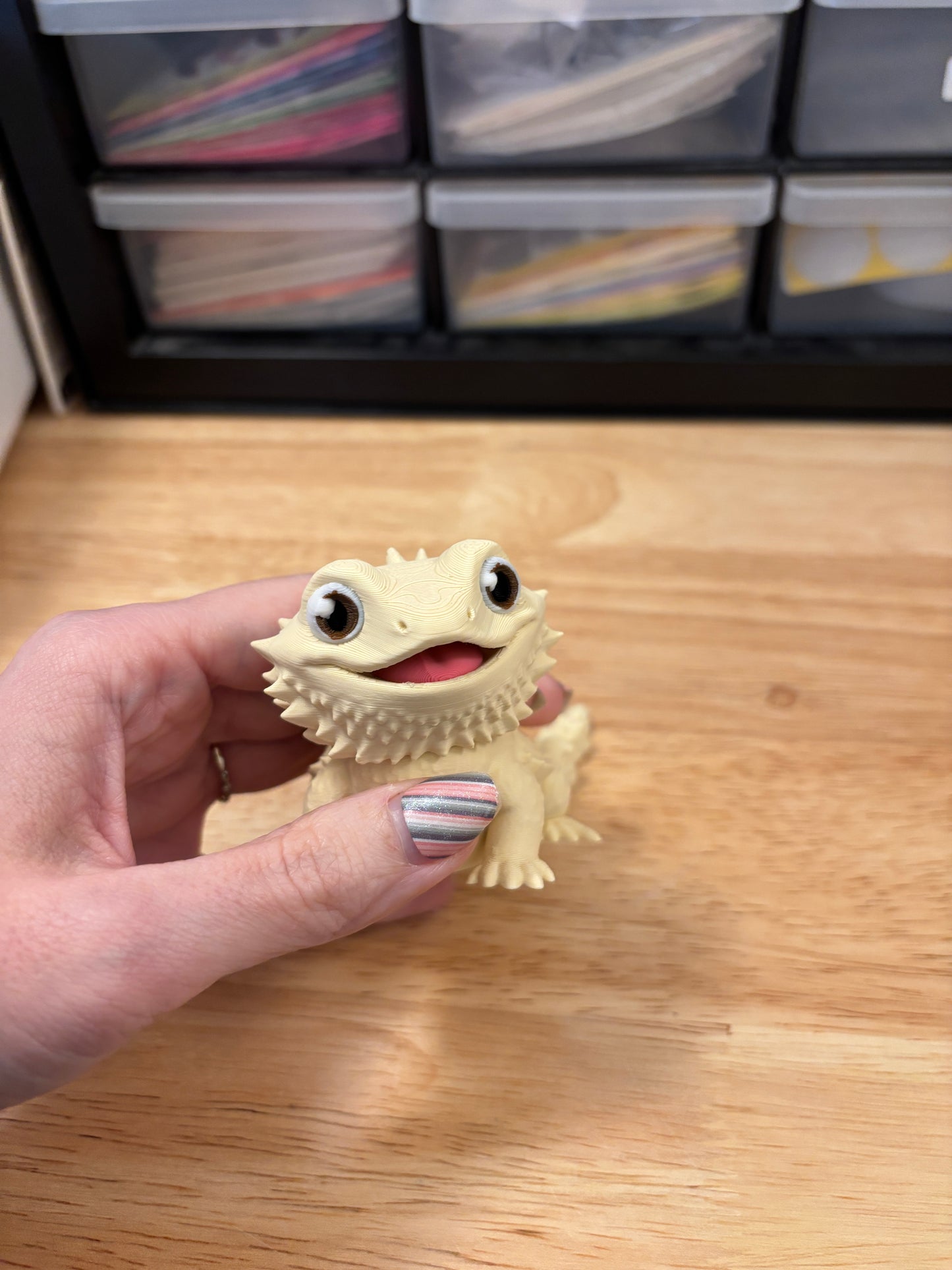 Bearded Dragon Lizard with flexi legs and tail