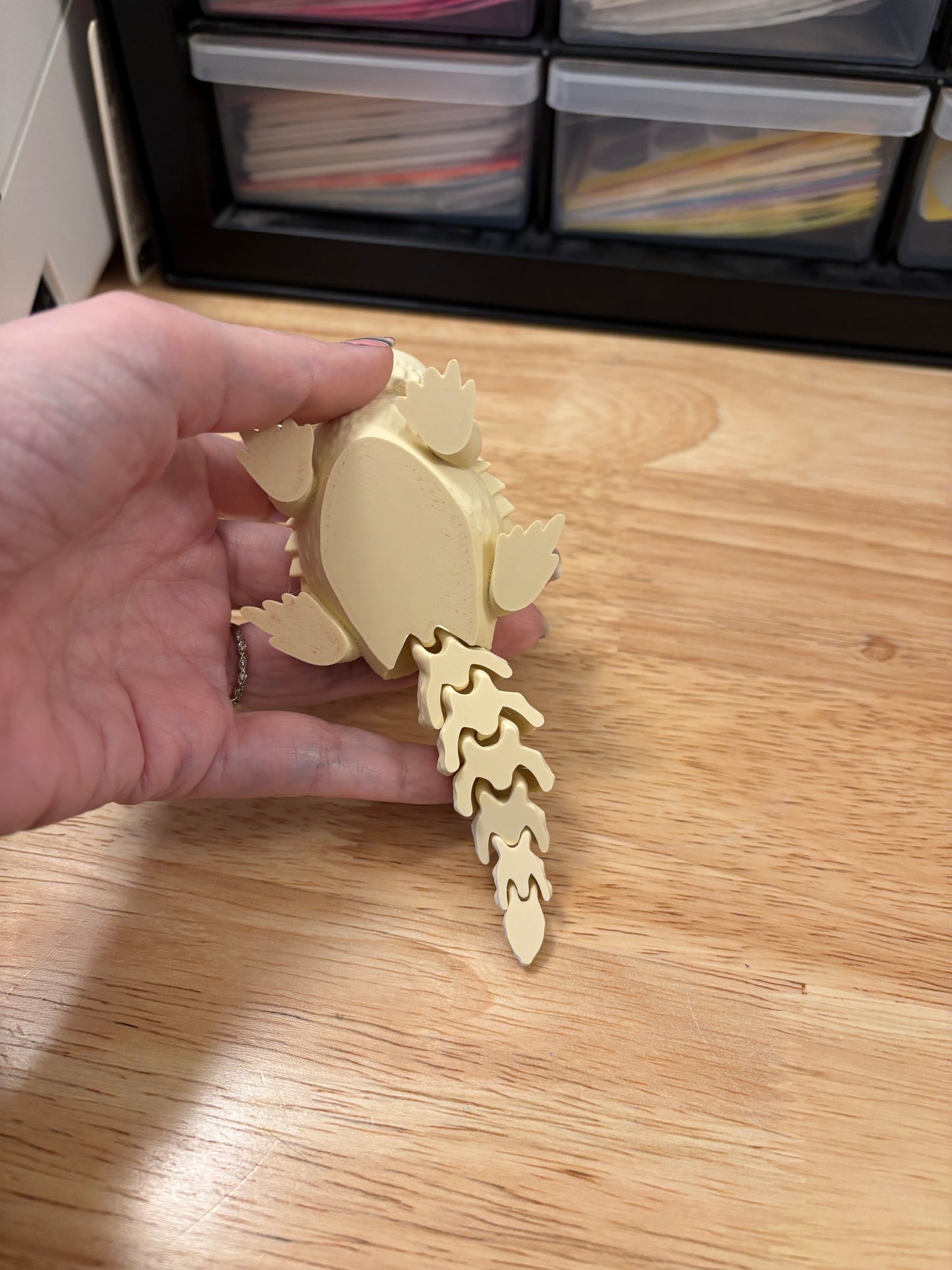 Bearded Dragon Lizard with flexi legs and tail