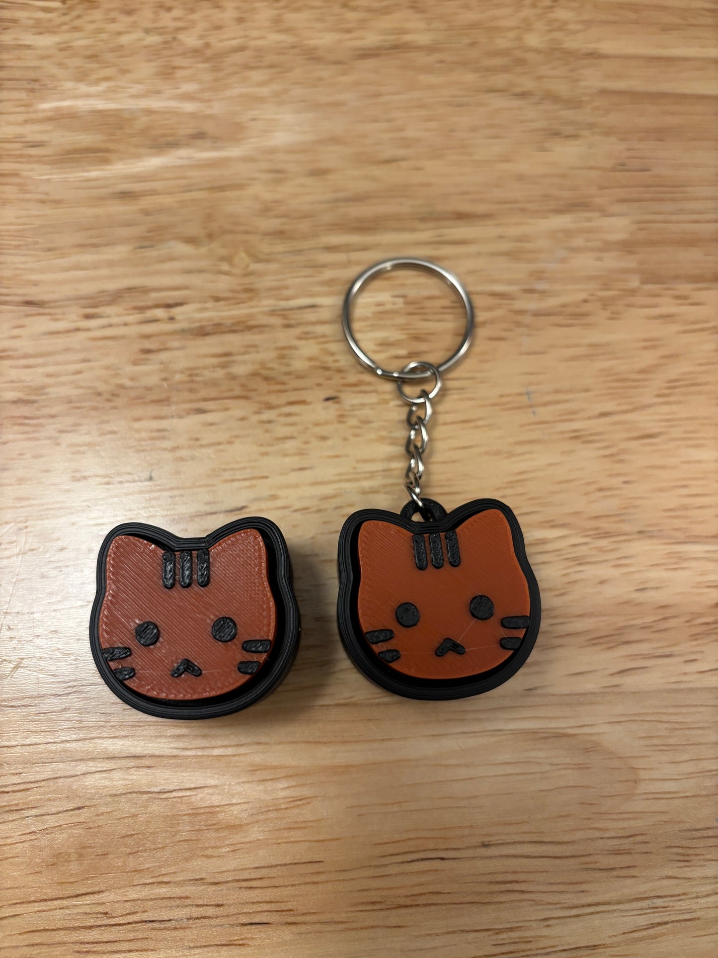 Clicky Tabby Cat Key chain, 3D printed Ct keychain, Clicky Keychain, custom Cat keychain