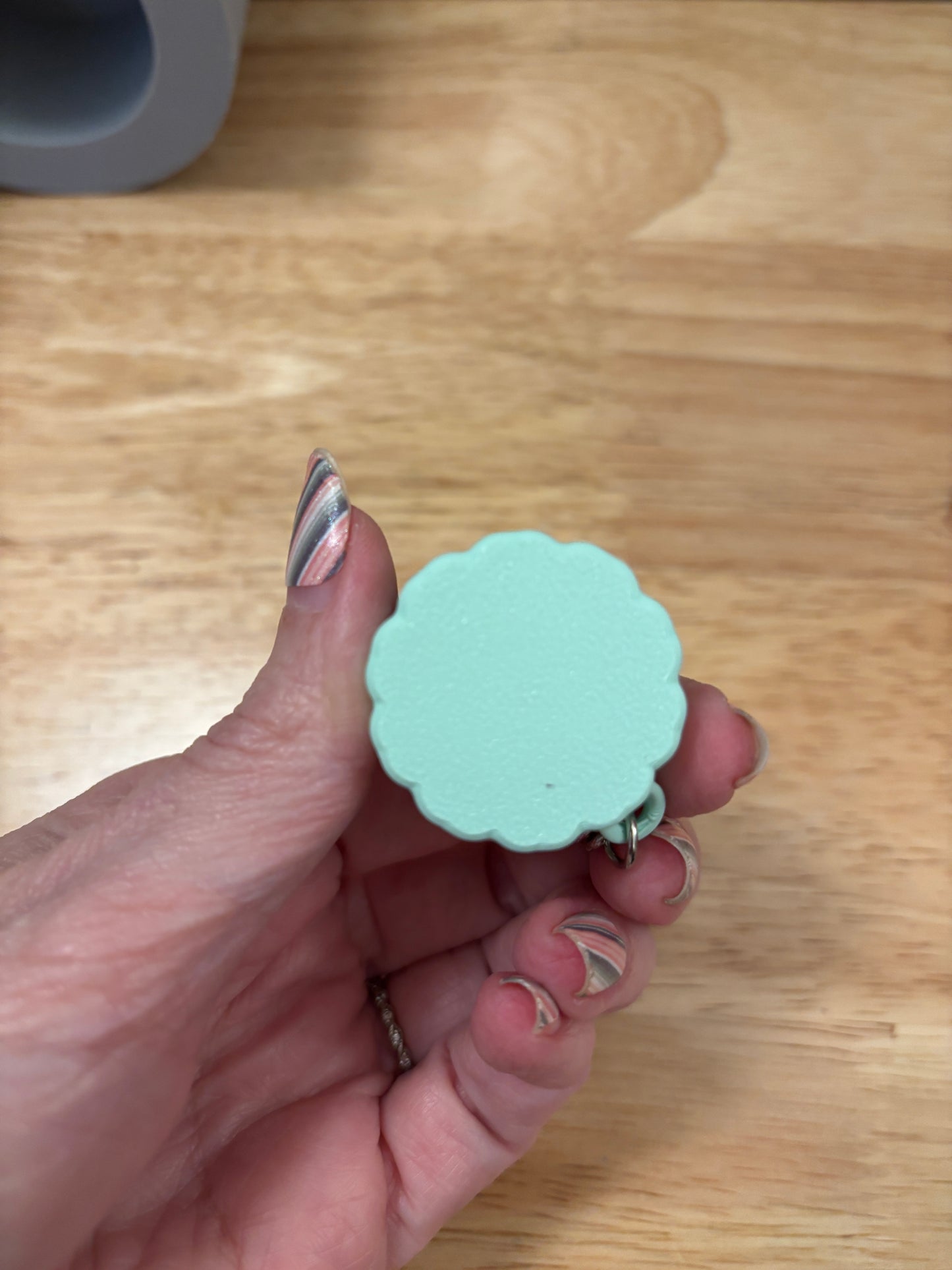 Clicky White Flower Key chain