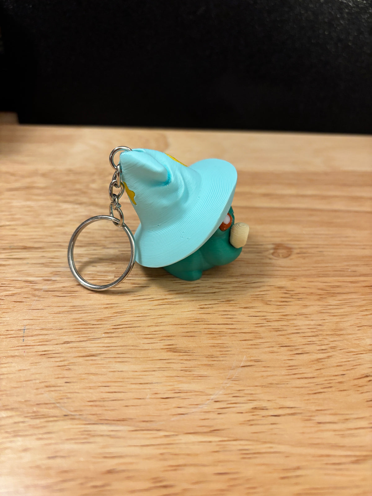 Customized Clicker Toad with hat Key chain, 3D printed Toad keychain, Hat on Toad Keychain, Clicky Keychain, Frog  clicker