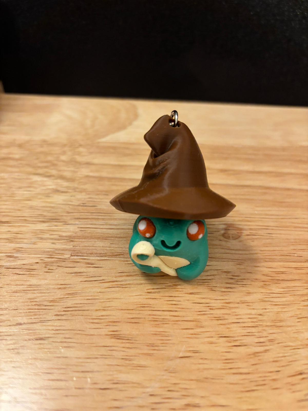 Customized Clicker Toad with hat Key chain, 3D printed Toad keychain, Hat on Toad Keychain, Clicky Keychain, Frog  clicker