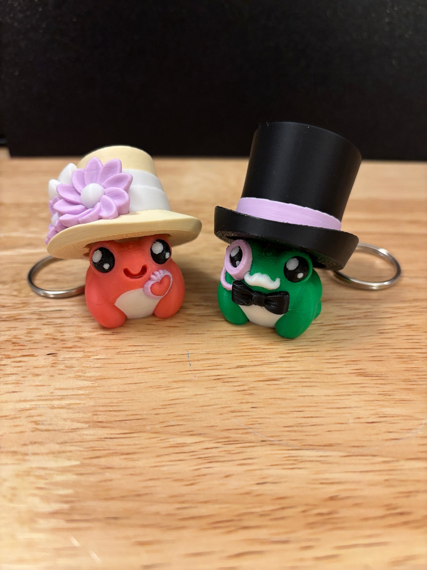Clicker Opera Toad Key chain, 3D printed Toad keychain, Opera Frogs Keychain, Clicky Keychain, Frog Couple clicker, Opera Couple Clicker