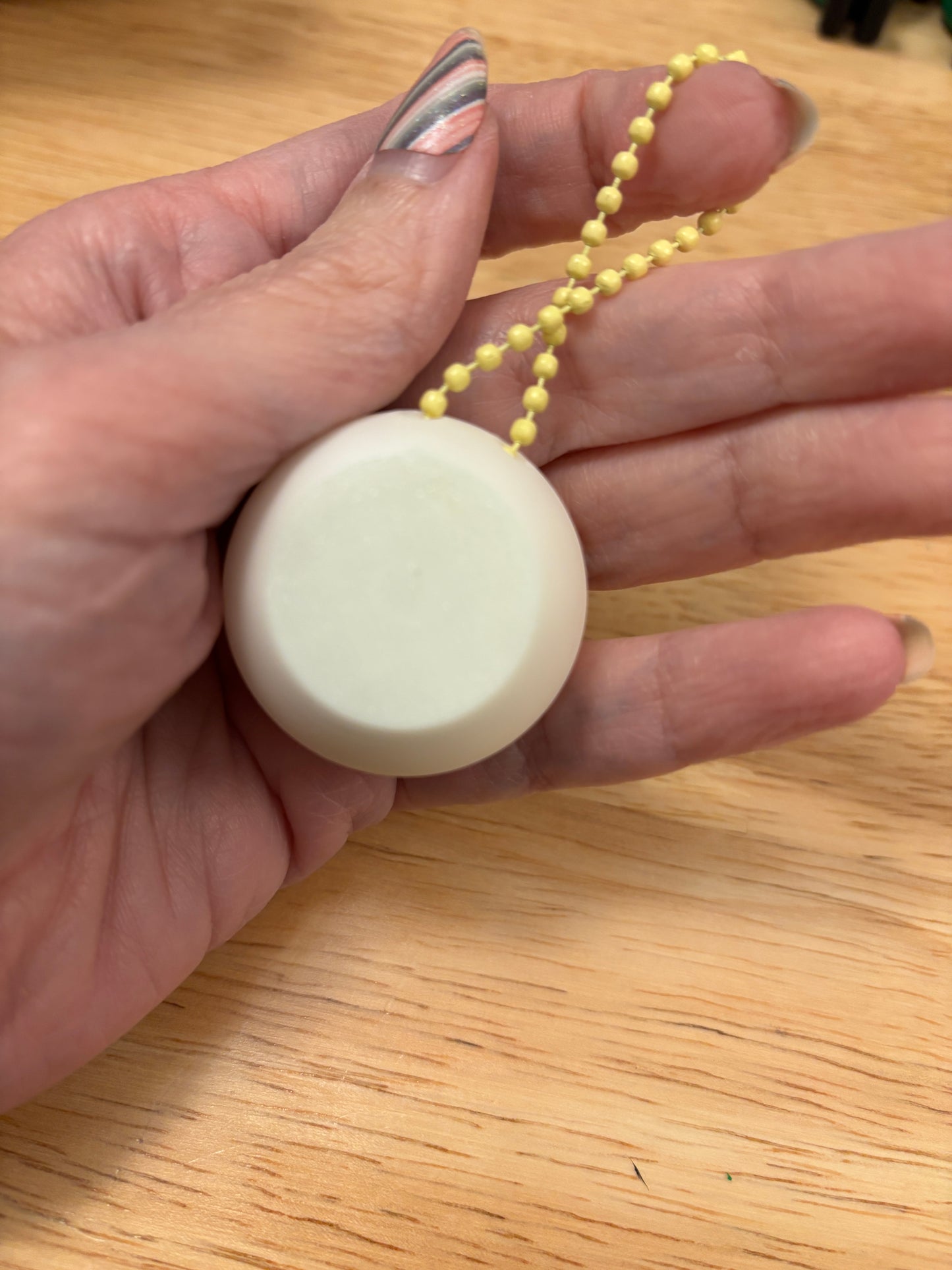 Mac n Cheese fidget clicker, mac n cheese clicker, food fidget clicker keychain