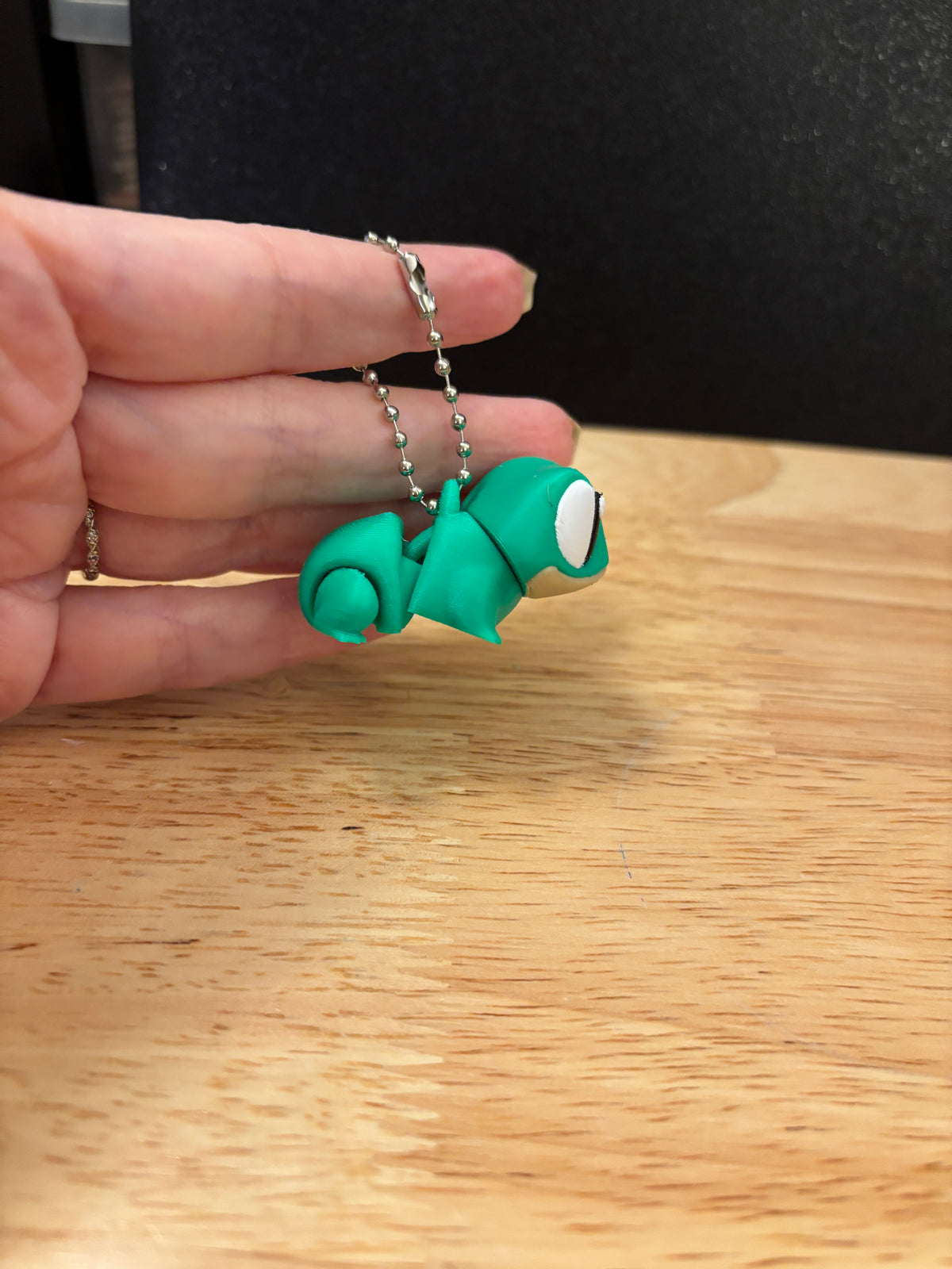 Frog Key chain, 3D printed keychain, Frog keychain, Frog Key chain, Flexi Frog Key Chain
