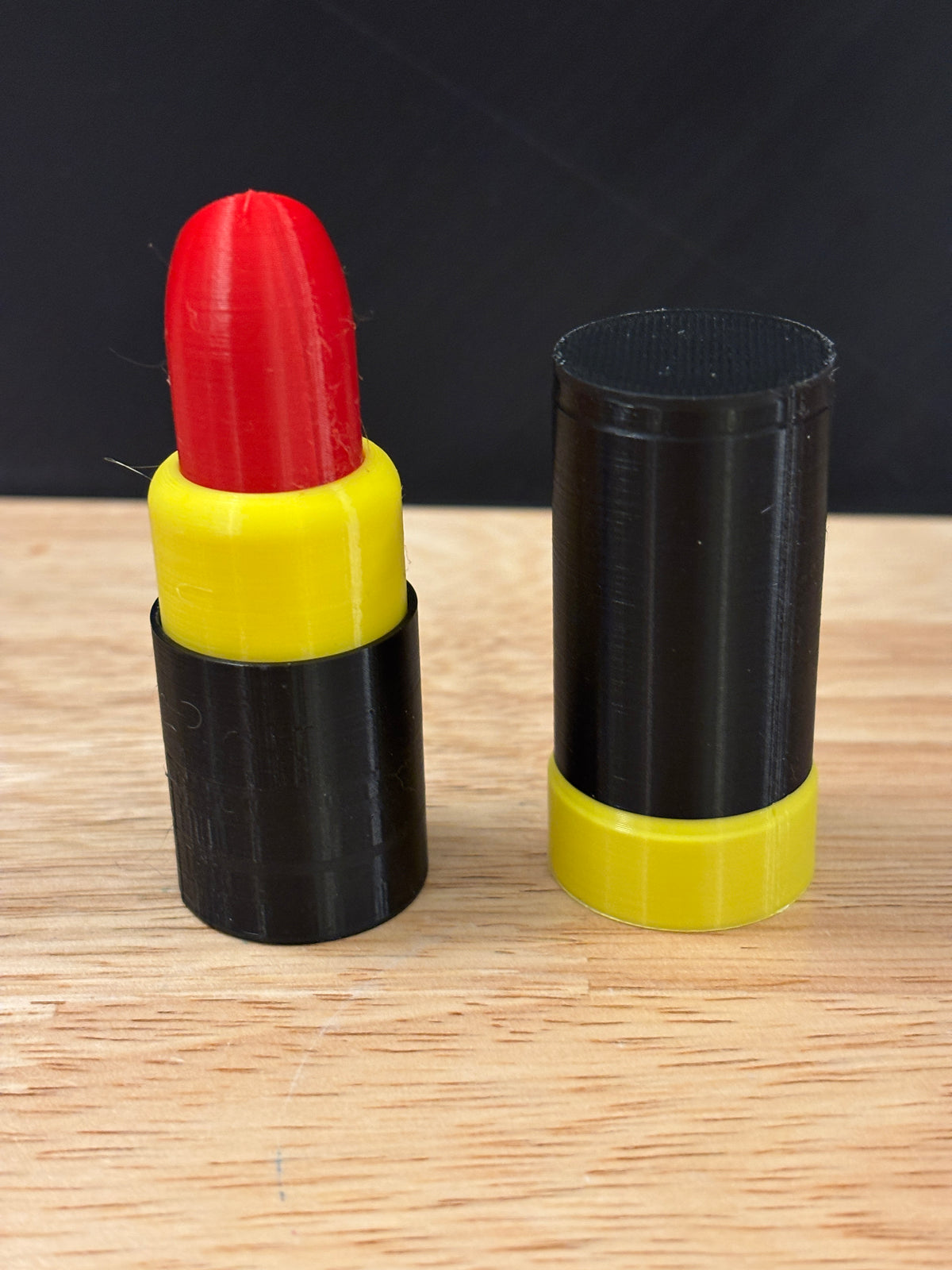 Custom Clicky Lipstick Key chain, 3D printed lip stick keychain, clicky Lip stick keychain