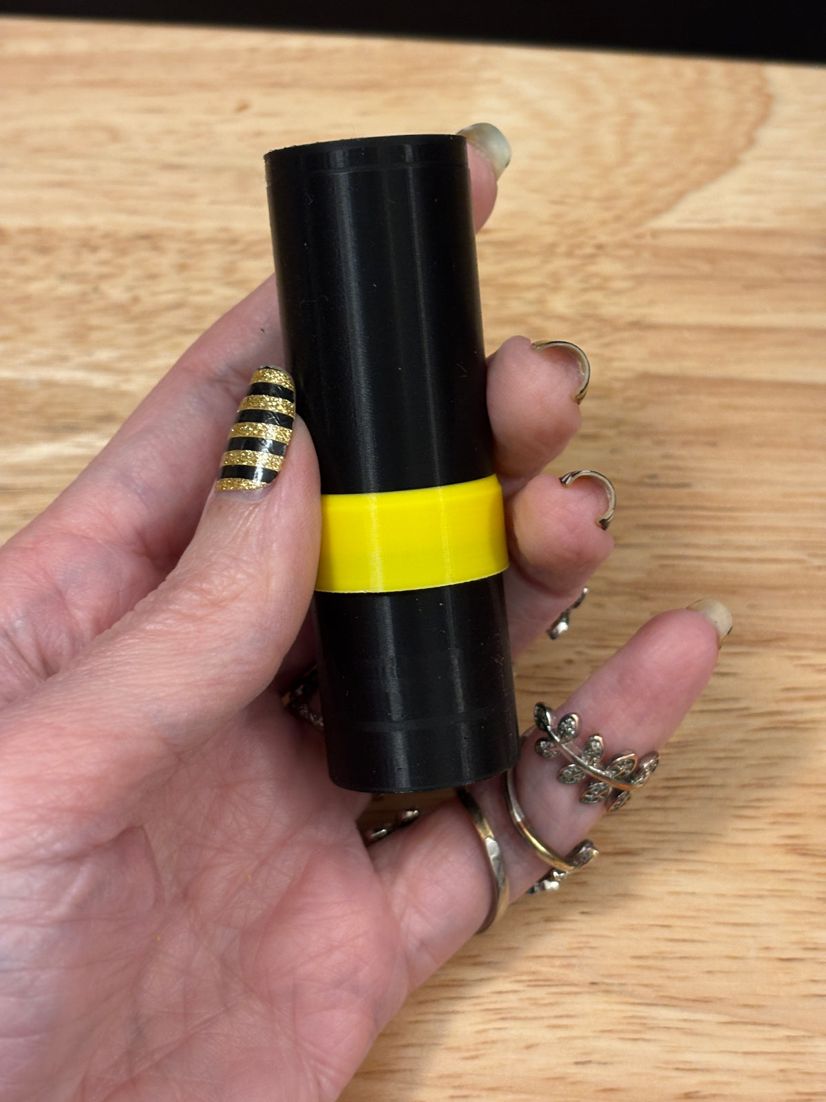 Custom Clicky Lipstick Key chain, 3D printed lip stick keychain, clicky Lip stick keychain