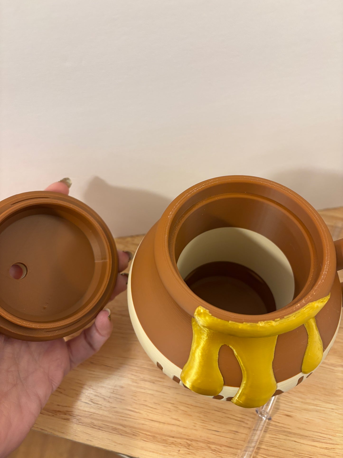 Hunny Pot Can Holder, 12 oz can holder, Honey Pot Can holder