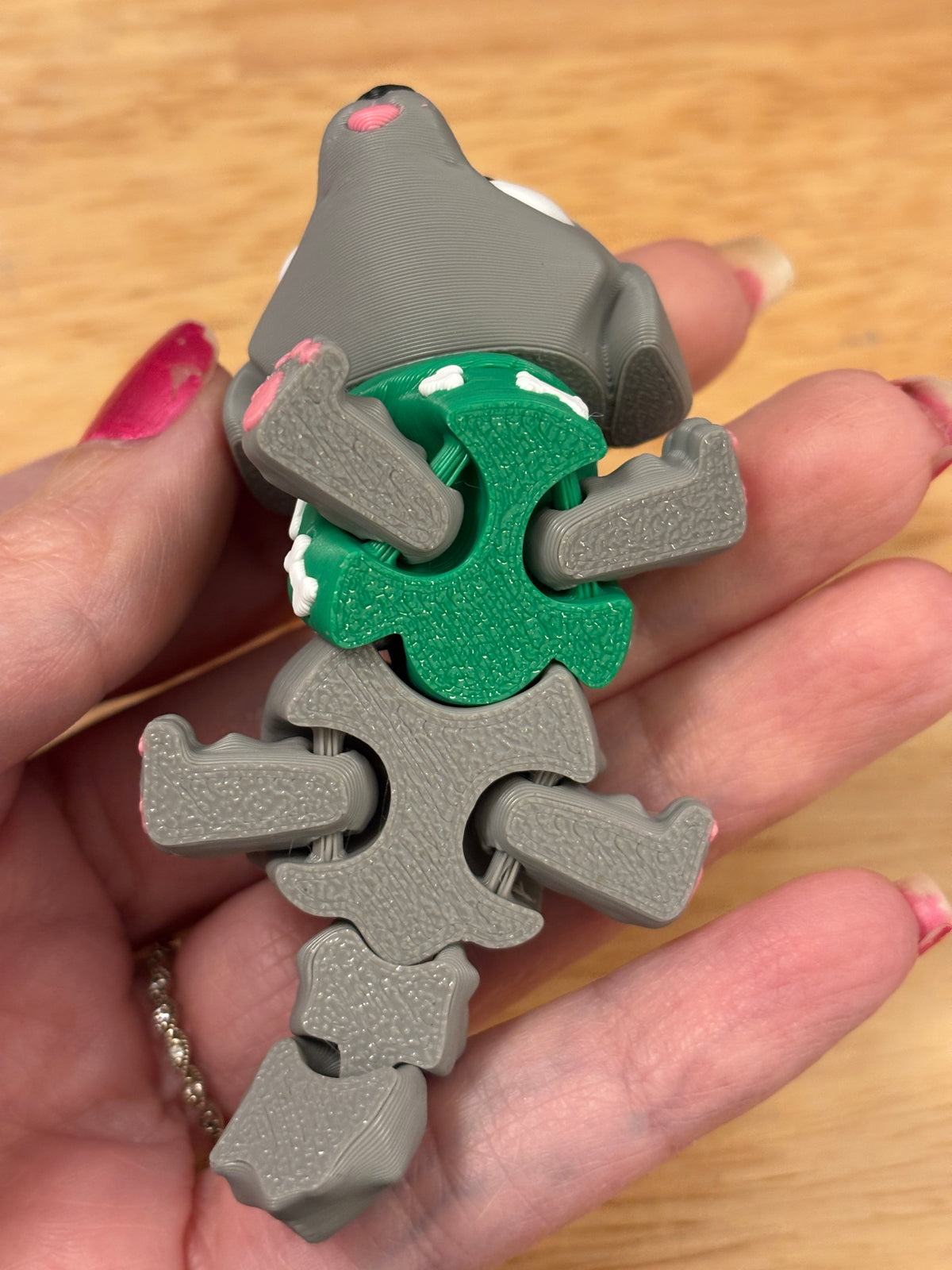 Cute Dog with Sweater keychain, Big Eye Dog Keychain, 3d printed keychain Dog, Dog with Sweater Keychain, Golden Retriever wearing a sweater