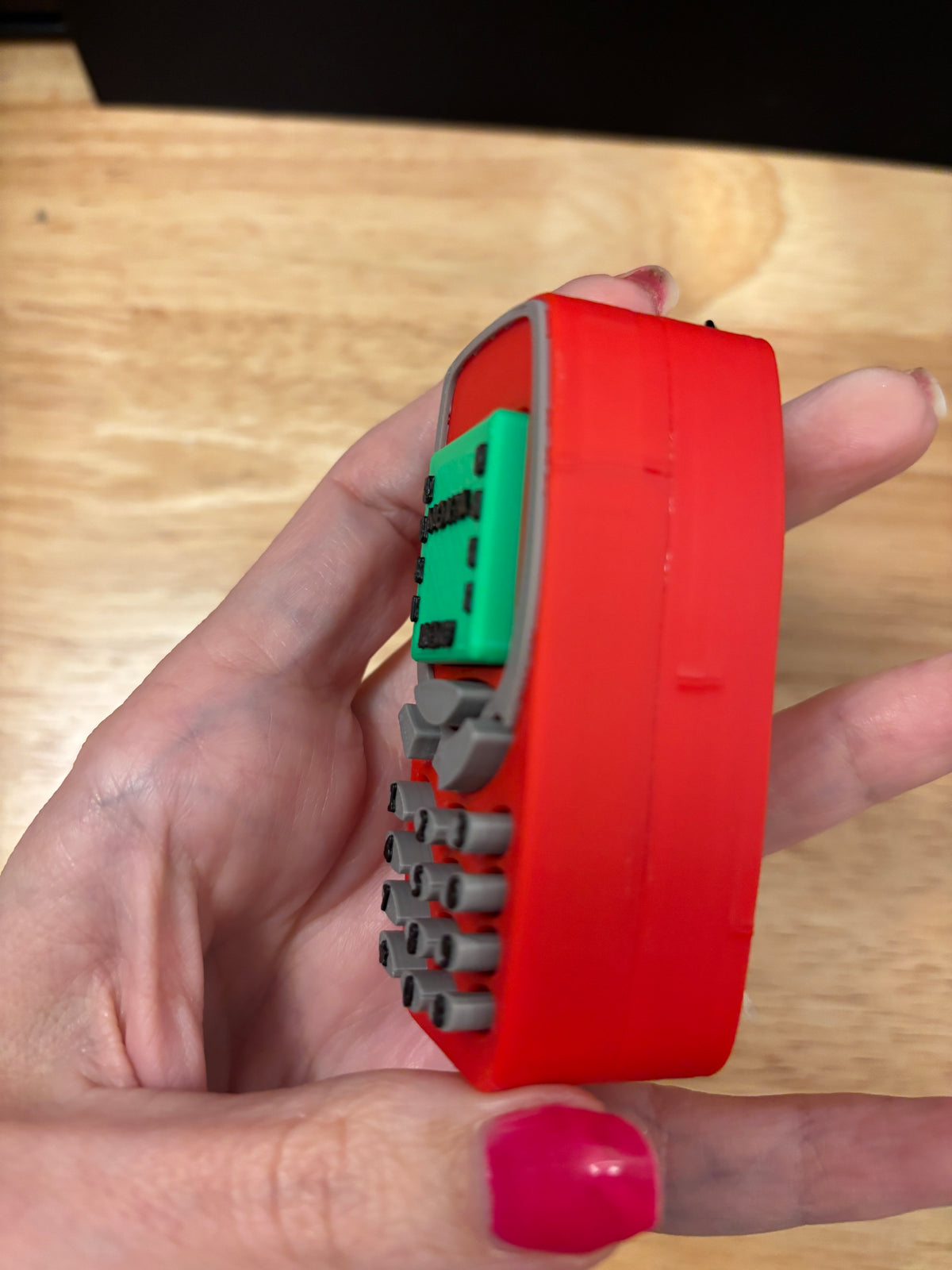 Clicky Cell Phone Key chain, 3D printed Retro Cell Phone keychain, Clicky Keychain, Custom Cell Phone keychain, Fidget Cell Phone