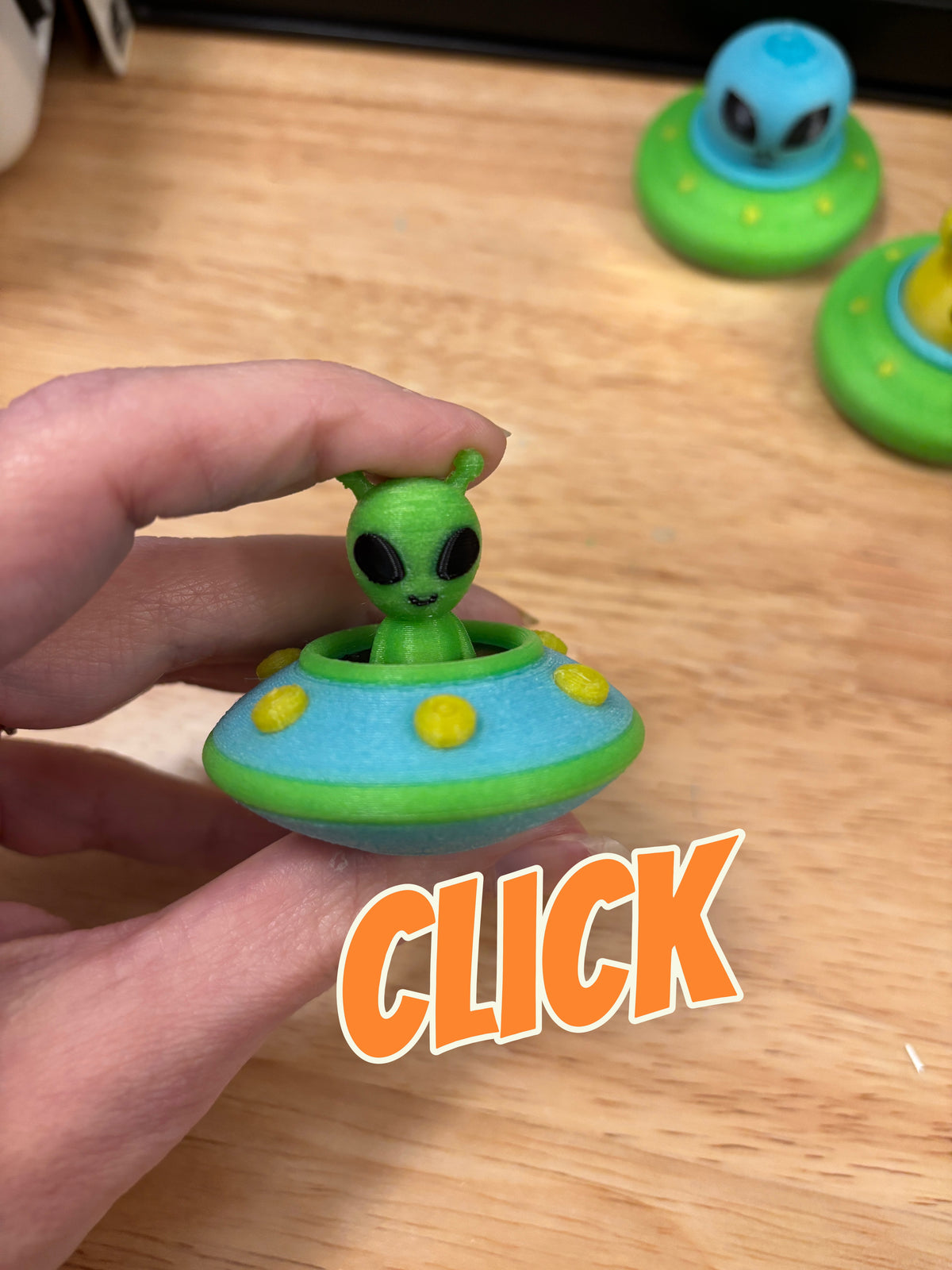 Glow in the dark UFO Keychain, Desktop UFO clicker, UFO clicker