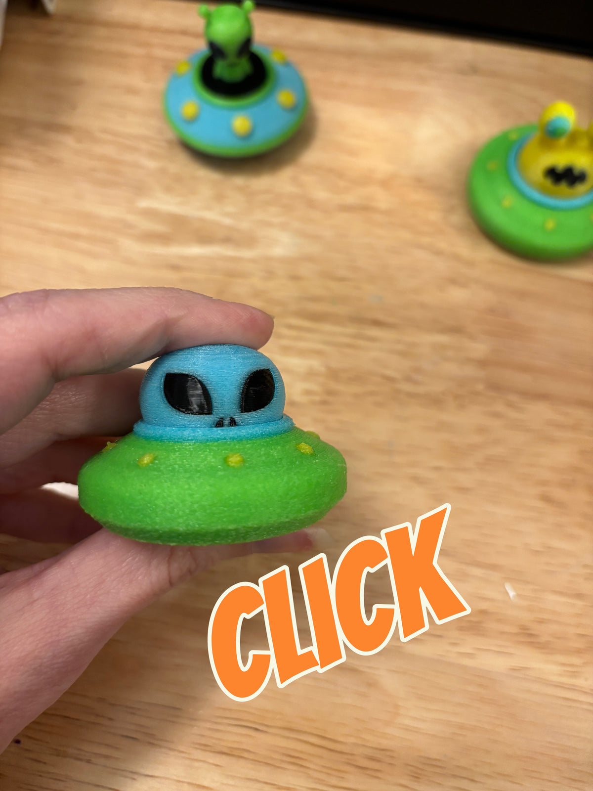Glow in the dark UFO Keychain, Desktop UFO clicker, UFO clicker