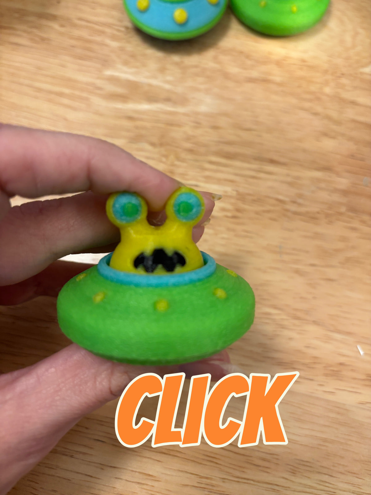 Glow in the dark UFO Keychain, Desktop UFO clicker, UFO clicker