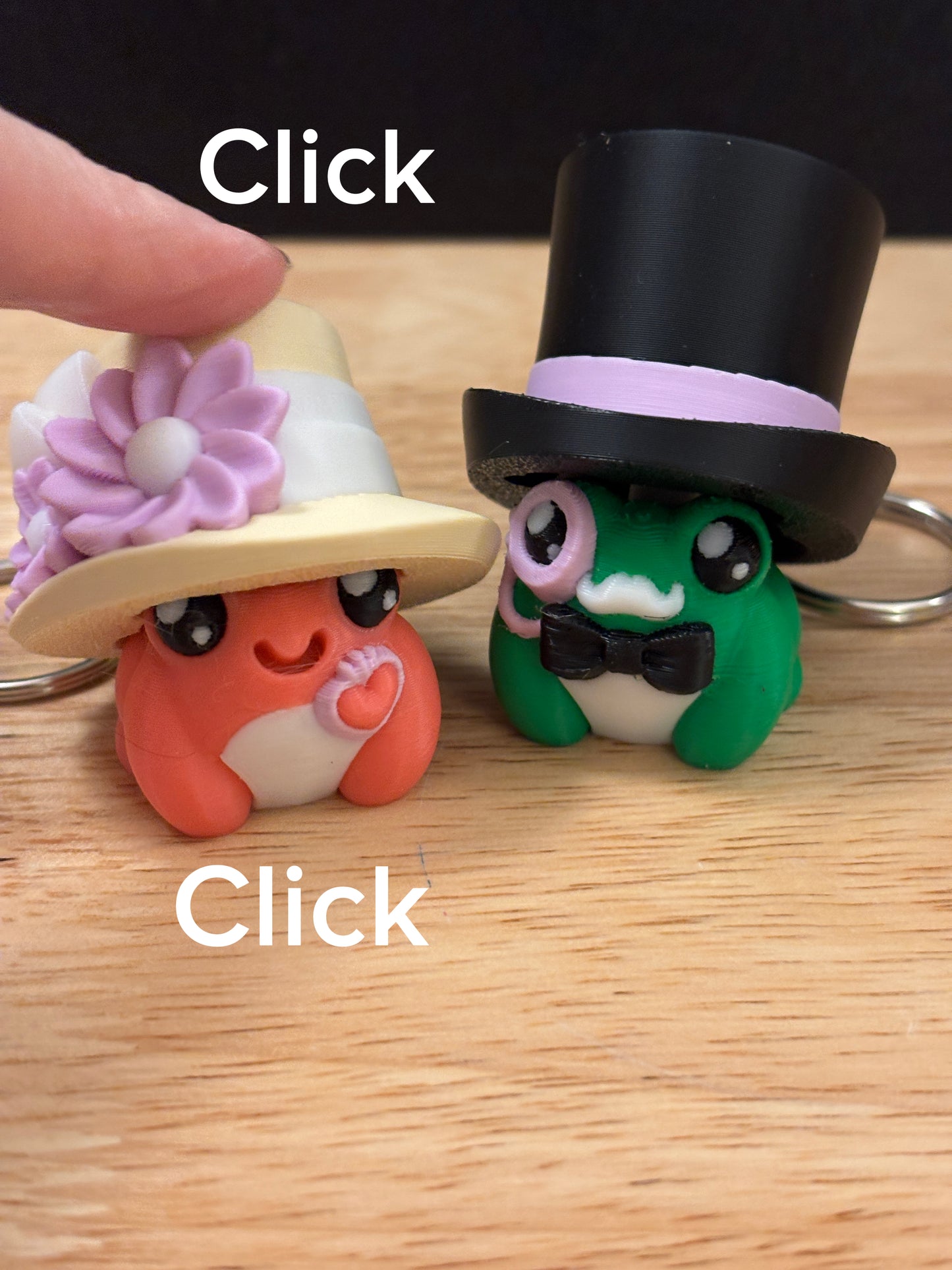 Clicker Opera Toad Key chain, 3D printed Toad keychain, Opera Frogs Keychain, Clicky Keychain, Frog Couple clicker, Opera Couple Clicker