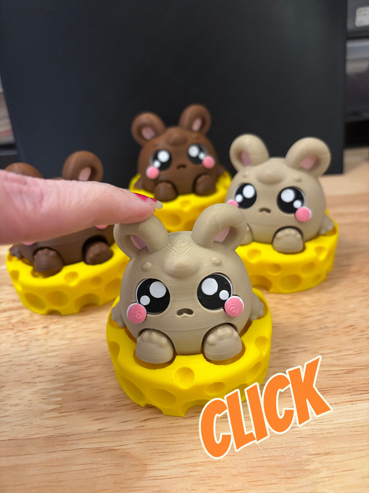 Desktop Mouse clicker, Mouse clicker, Mouse on Cheese clicker