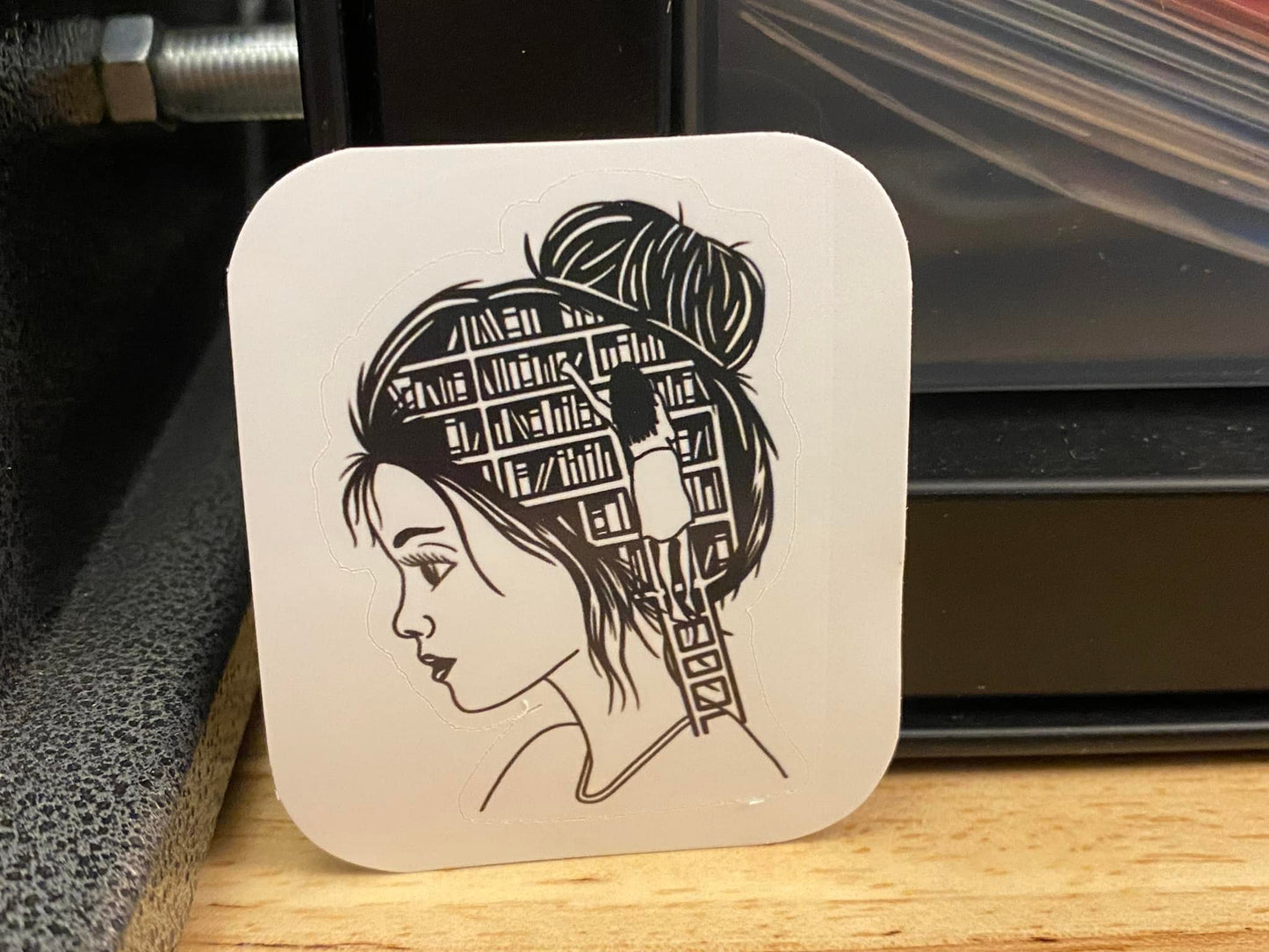 Black n white Readers Brain Sticker