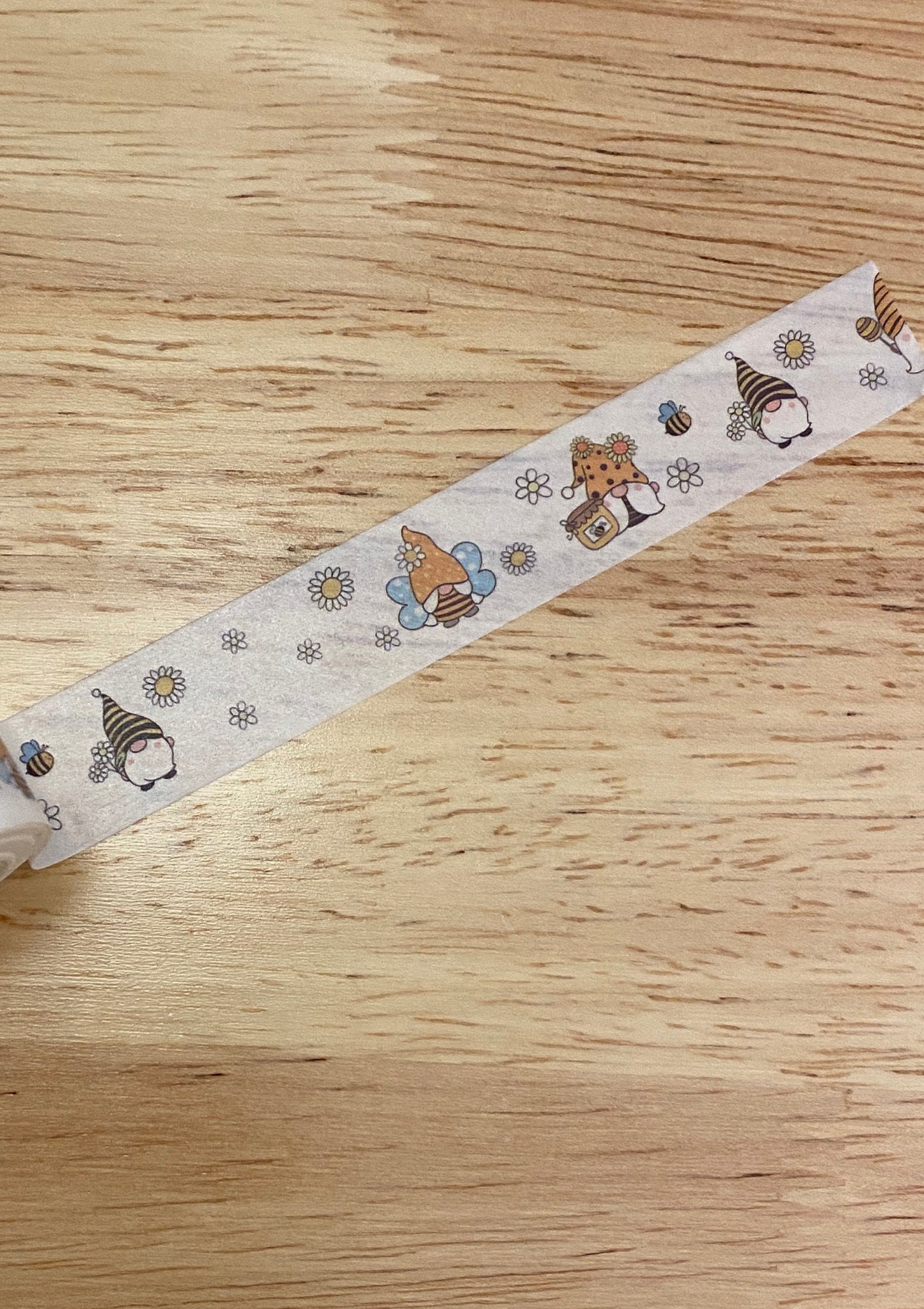 Sample Card of Bee Gnomes with Daisy Washi Tape